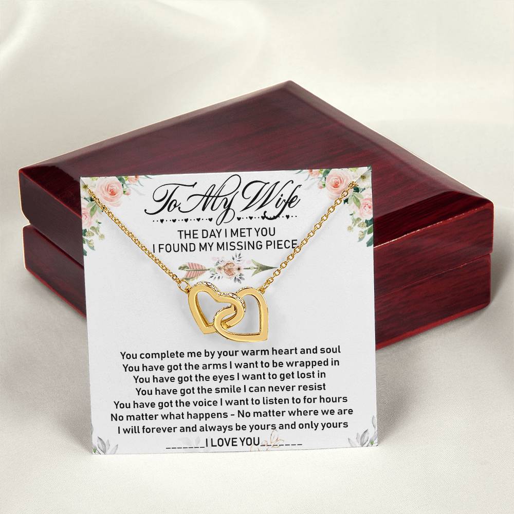 To My Wife Interlocking Hearts Necklace Message Card