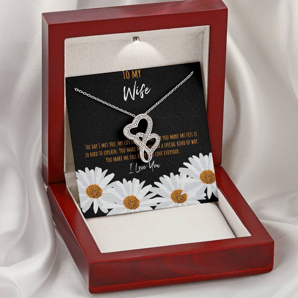 To My Wife The Day I Met You - Daisy Double Hearts Necklace