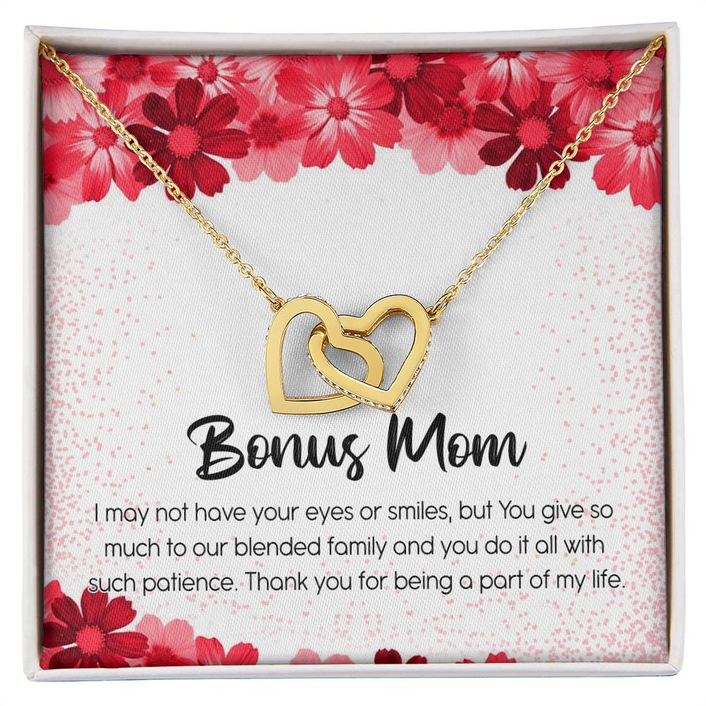 Bonus Mom Interlocking Hearts Necklace Message Card