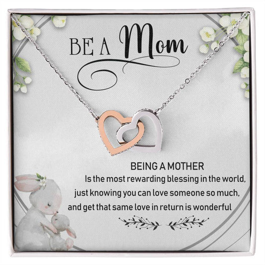 Be A Mom Interlocking Hearts Necklace Message Card