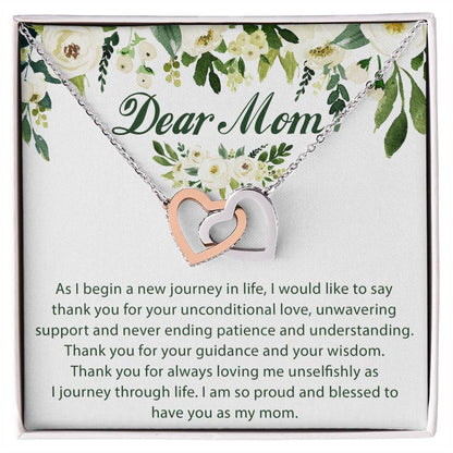 Dear Mom Interlocking Hearts Necklace Message Card