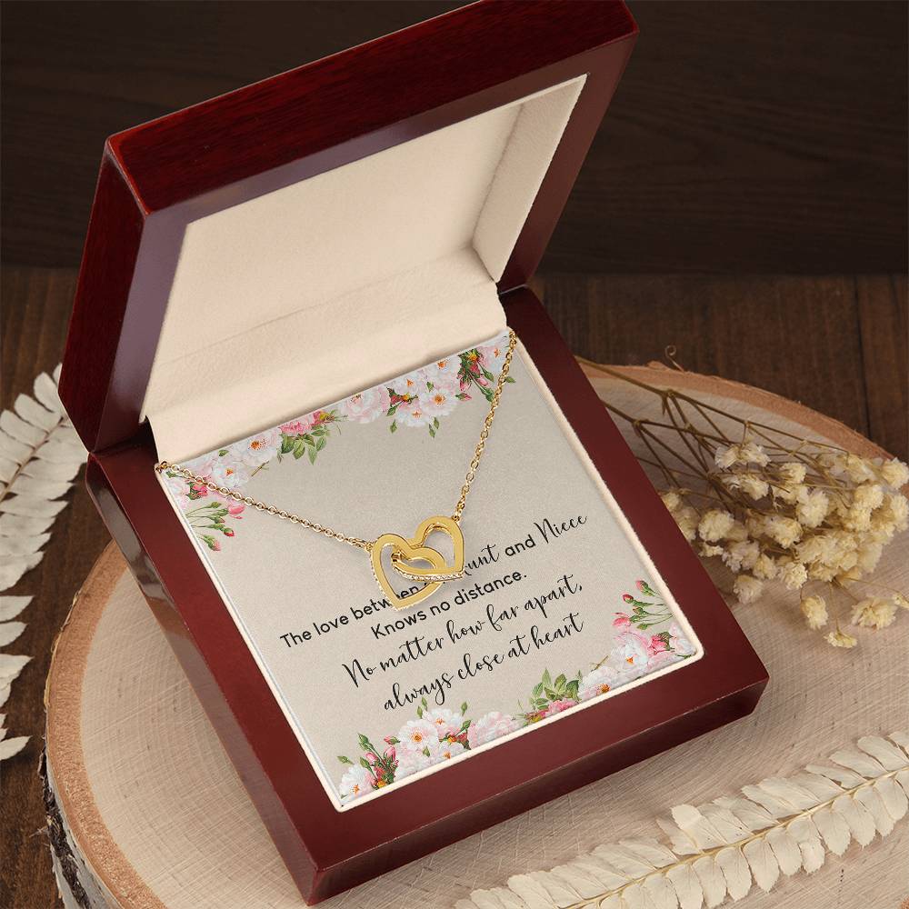 Aunt And Niece The Love No Distance Interlocking Hearts Necklace Birthday Message Card Gift