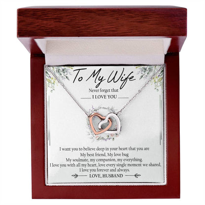 To My Wife Interlocking Hearts Necklace Message Card