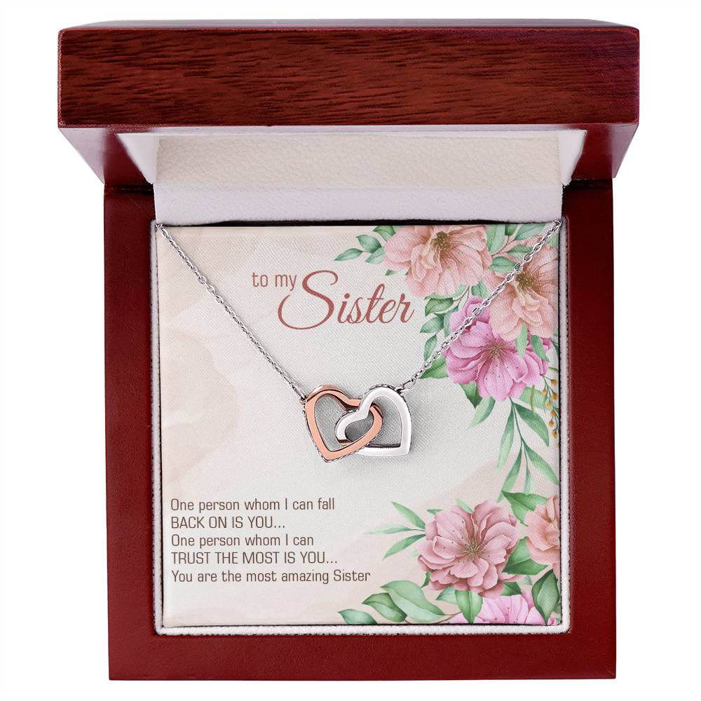 Collection Sister - Most Amazing Sister - Interlocking Hearts Necklace