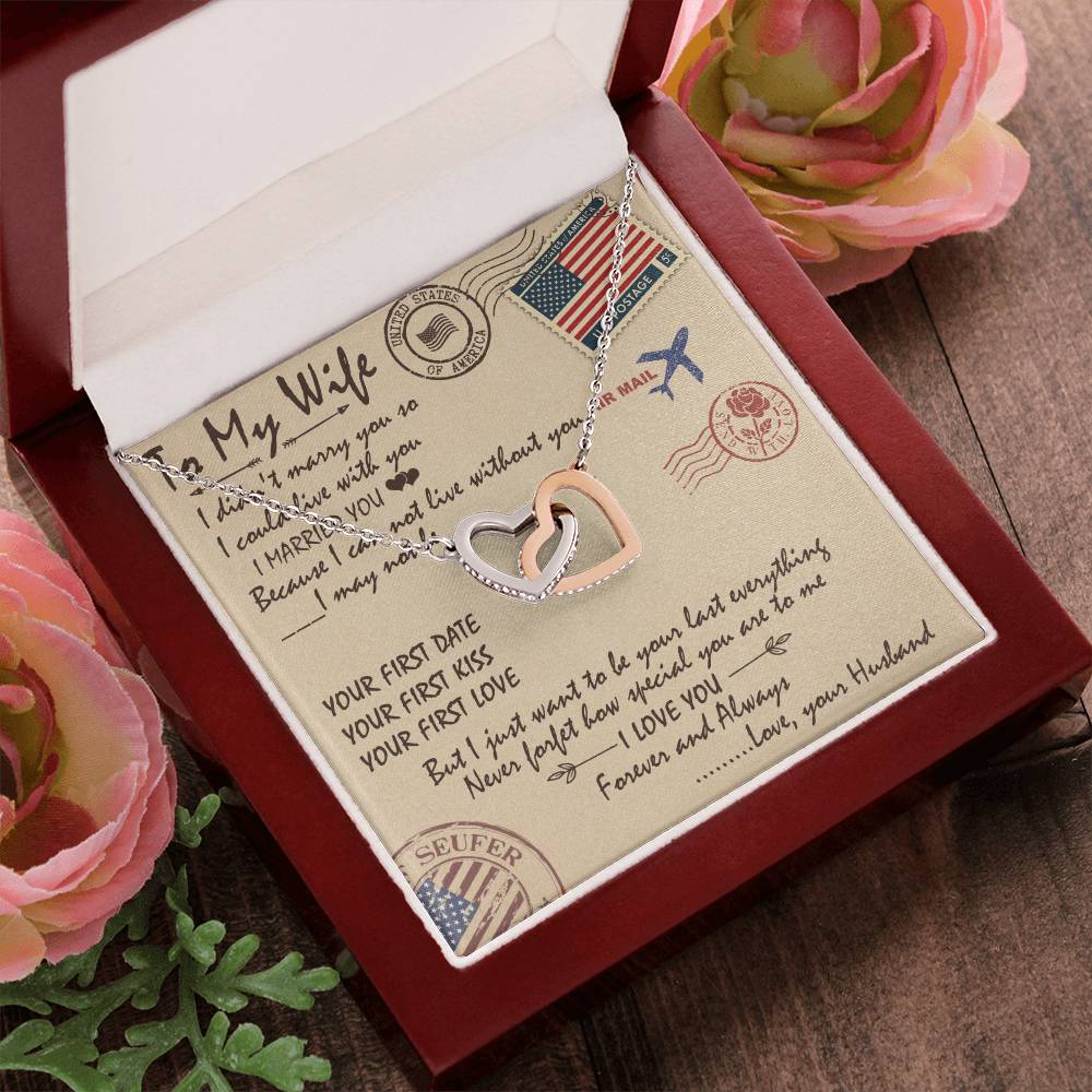 To My Wife Interlocking Hearts Necklace Message Card