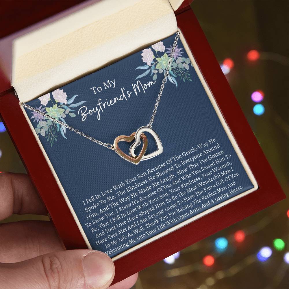 Boyfriend Mom Interlocking Interlocking Hearts Necklace